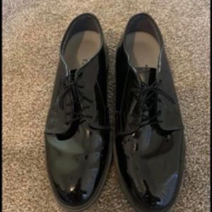 Bates dress shoes